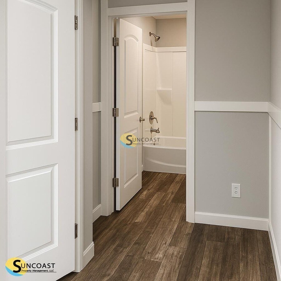 Building Photo - 6568 Coolidge St