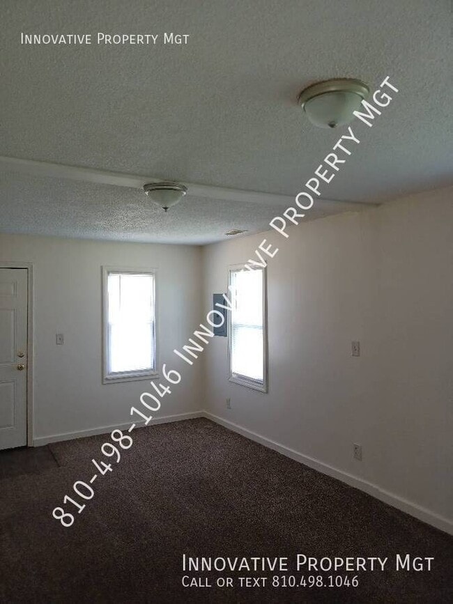 Building Photo - 2266 Donovon -