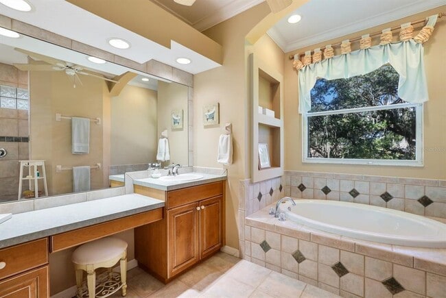 Building Photo - 4929 Old Creek Dr