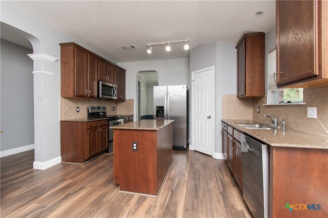 Building Photo - 5619 Tumbled Stone Dr