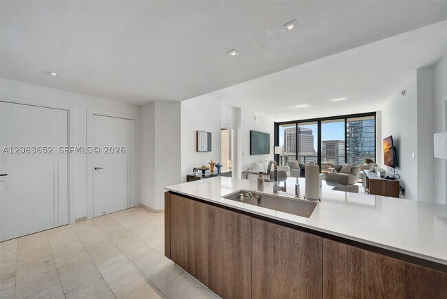 Building Photo - 88 SW 7th St