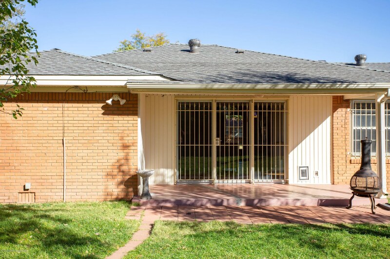 Building Photo - 2905 Dover Rd