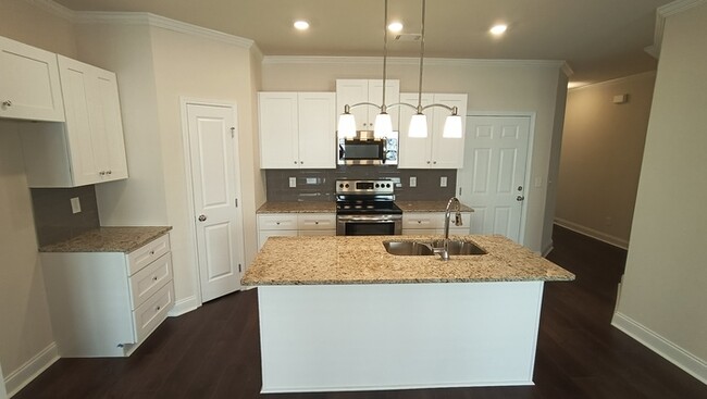 Building Photo - Brand New Townhouse in Lilburn