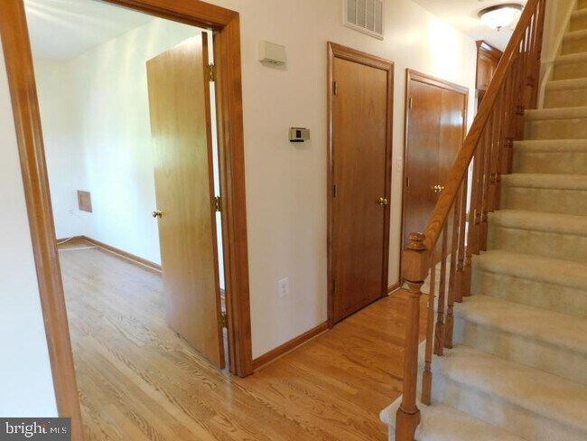 Building Photo - 13886 Berlin Turnpike