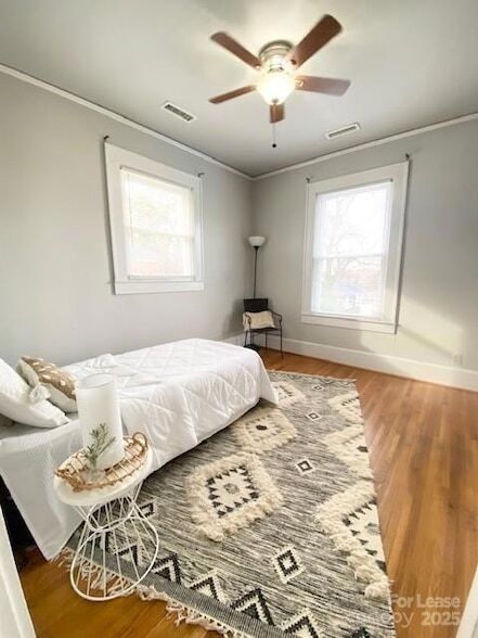 Building Photo - 823 Central Ave