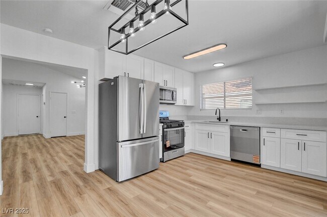 Building Photo - 8504 Manalang Rd