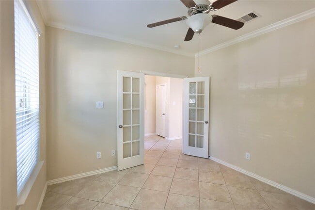 Building Photo - 14607 North Carolina Green Dr