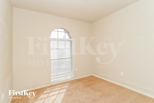 Building Photo - 1120 Andrew St