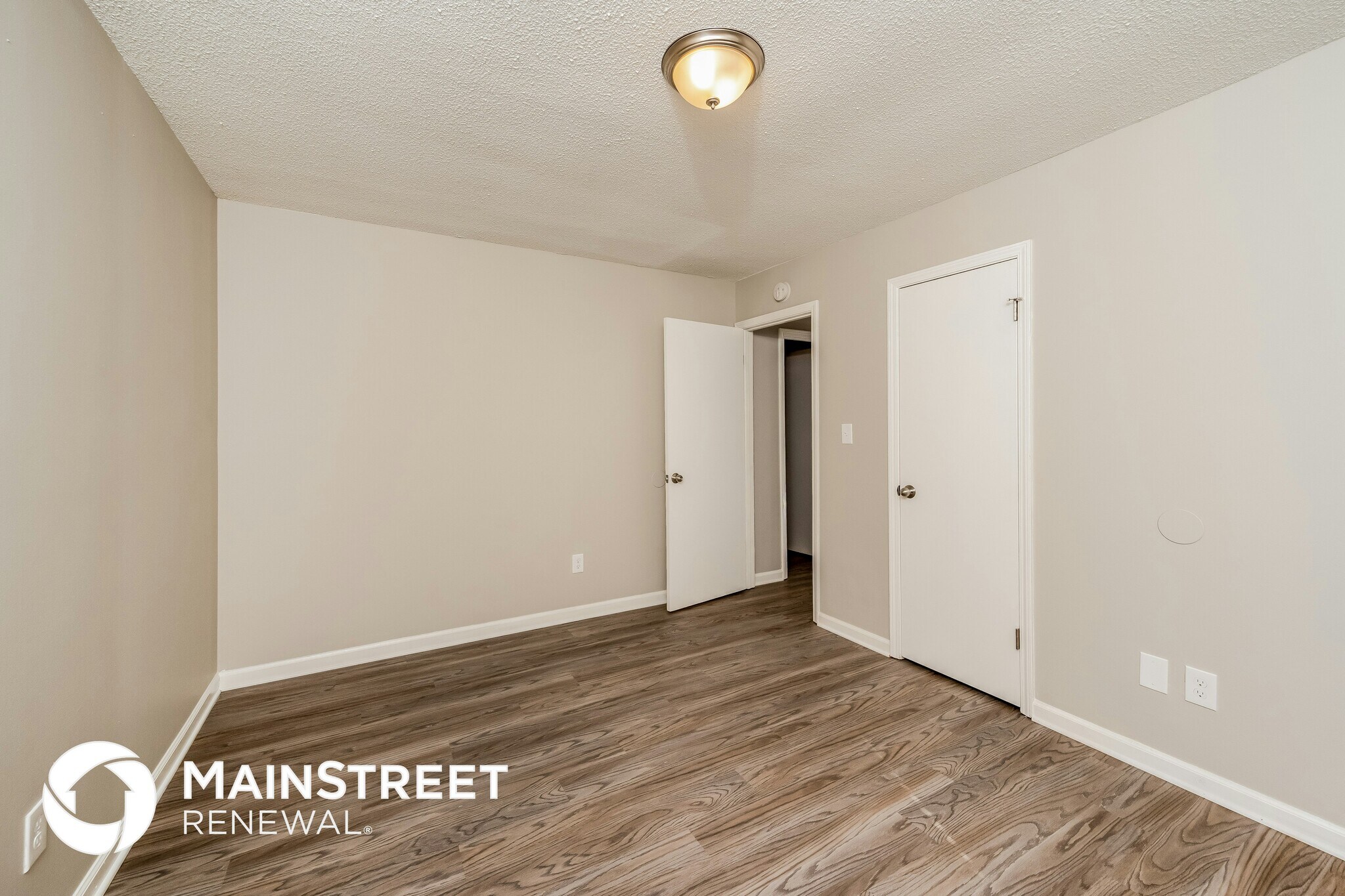 Building Photo - 6482 Chrissy Dr