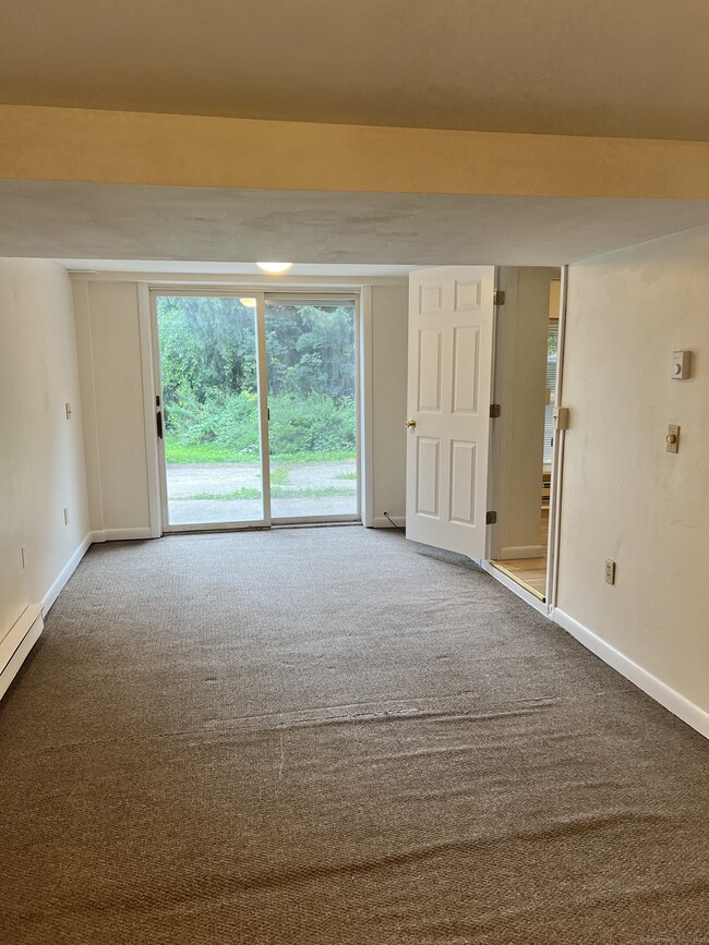 Building Photo - 38 Lanesville Rd