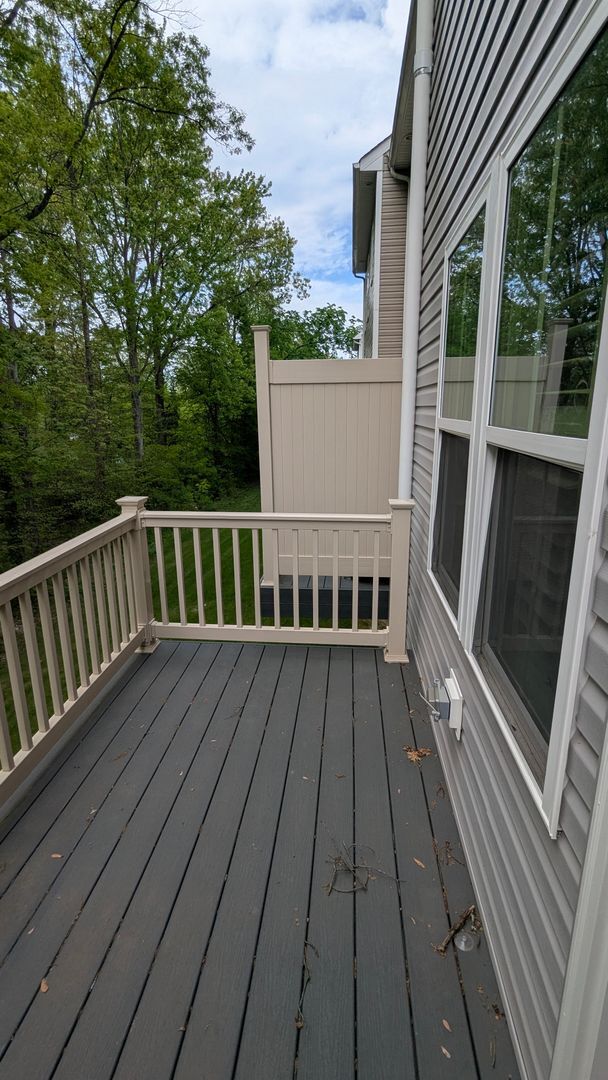 Building Photo - Luxury Townhome in Avon Ohio