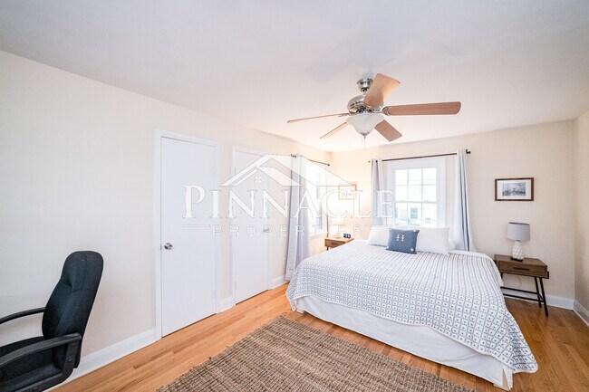 Bedroom 1 - 126 Tomahawk Industrial Park