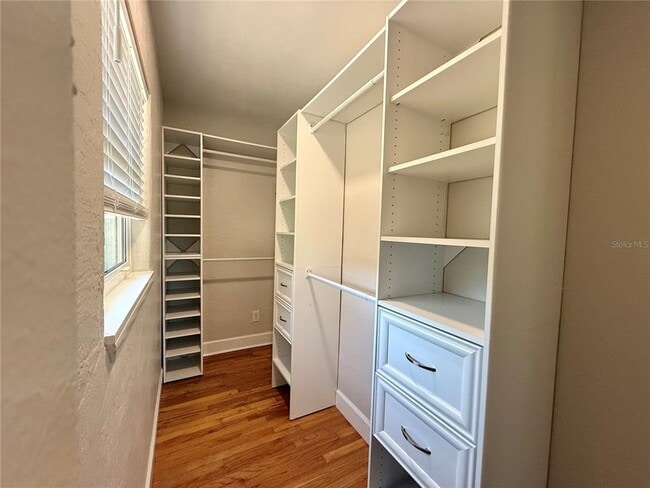 Building Photo - 2801 Nancy St