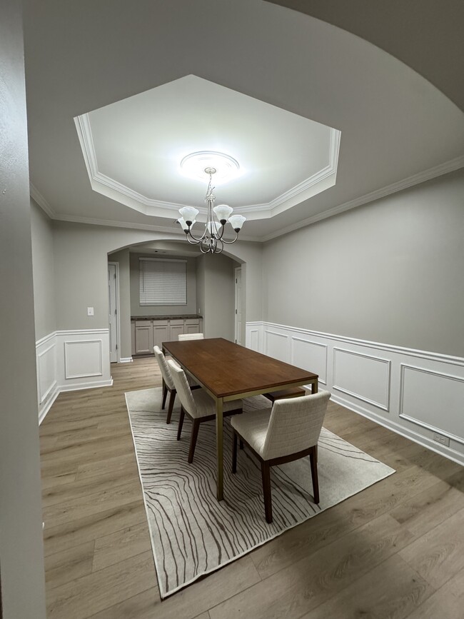 Dining Room - 5201 Village Ct