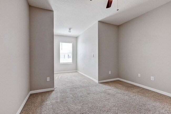 Building Photo - 1817 Hovenweep Rd