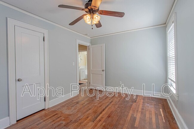 Building Photo - 14 Skyland Dr