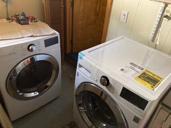 Building Photo - 14 Shakespeare Rd