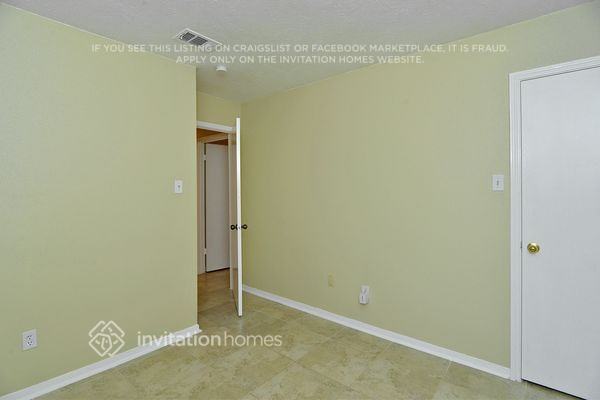 Building Photo - 3543 Windmoor Dr