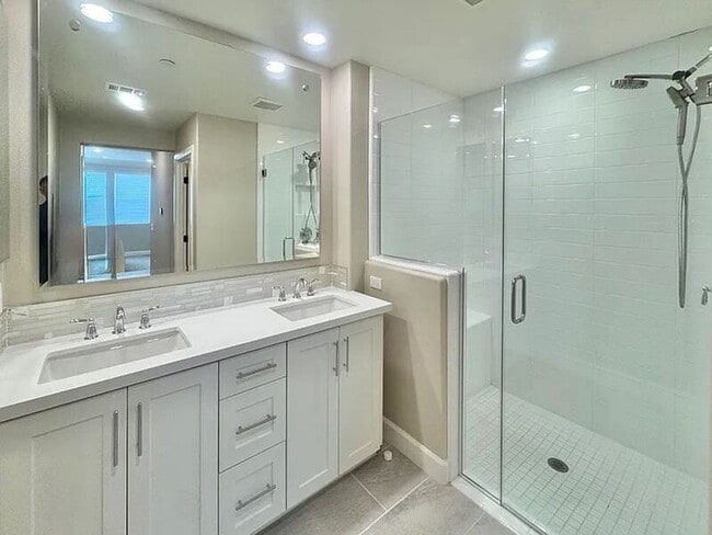 Building Photo - 16750 Coyote Bush Dr