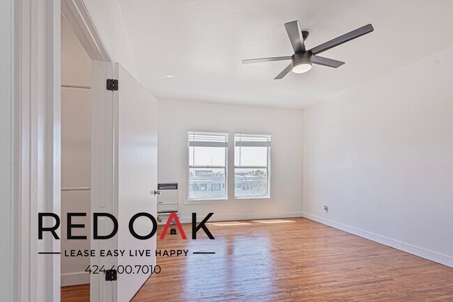 Building Photo - 409 S Alvarado St