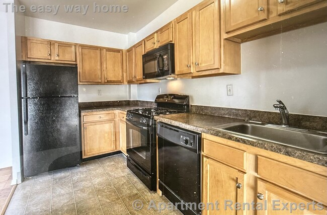 Primary Photo - 205-225 Walden St Unit 1FL