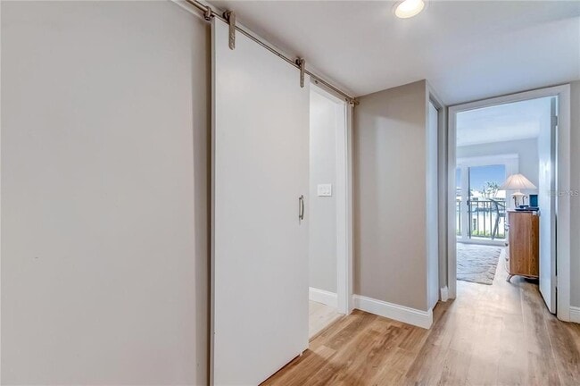 Building Photo - 51 Island Way
