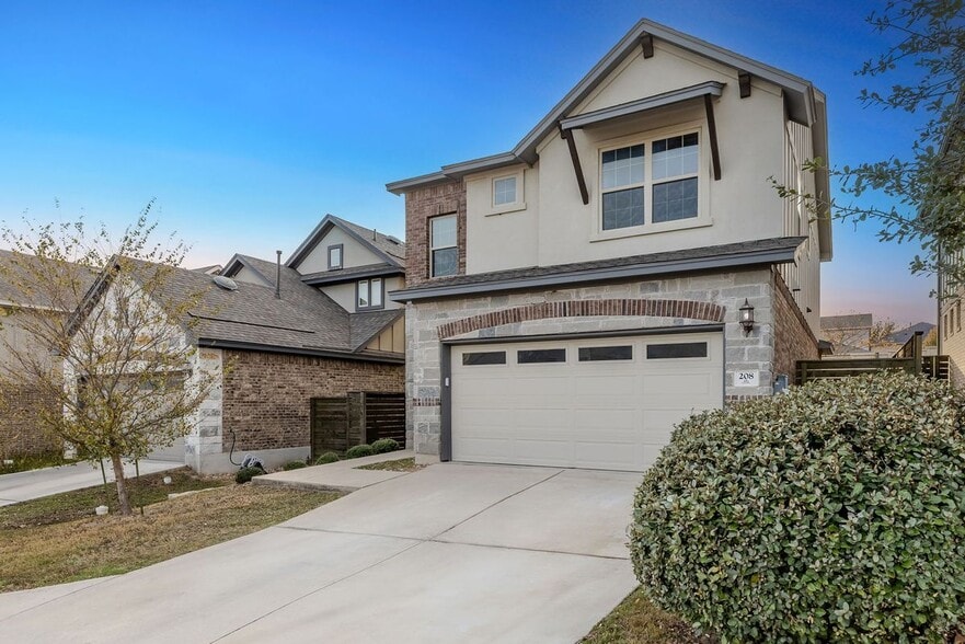 Building Photo - 3651 Sandy Brook Dr