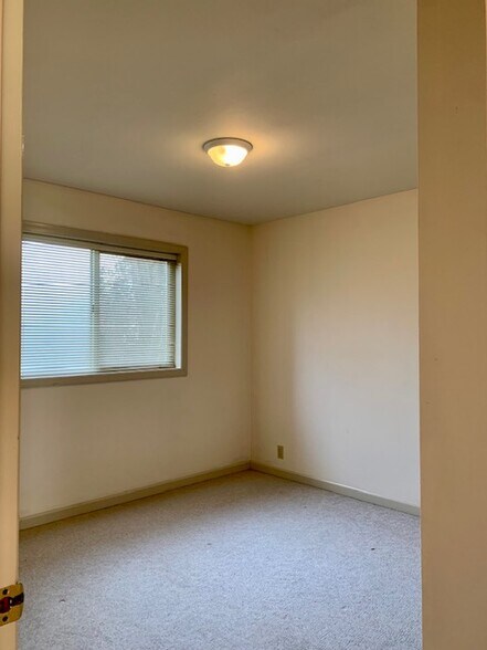 main floor bedroom window - 1548 Panorama Dr