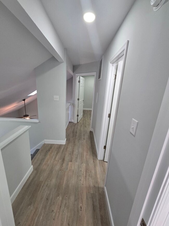 Building Photo - FULLY REMODELED 3 BR HOUSE IN PRINCE GEORG...