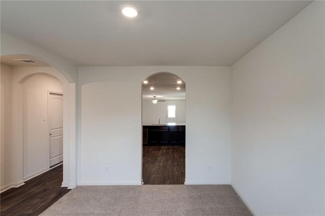 Building Photo - 196 Allington Cir