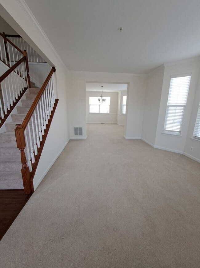 Building Photo - 17305 Madrillon Way