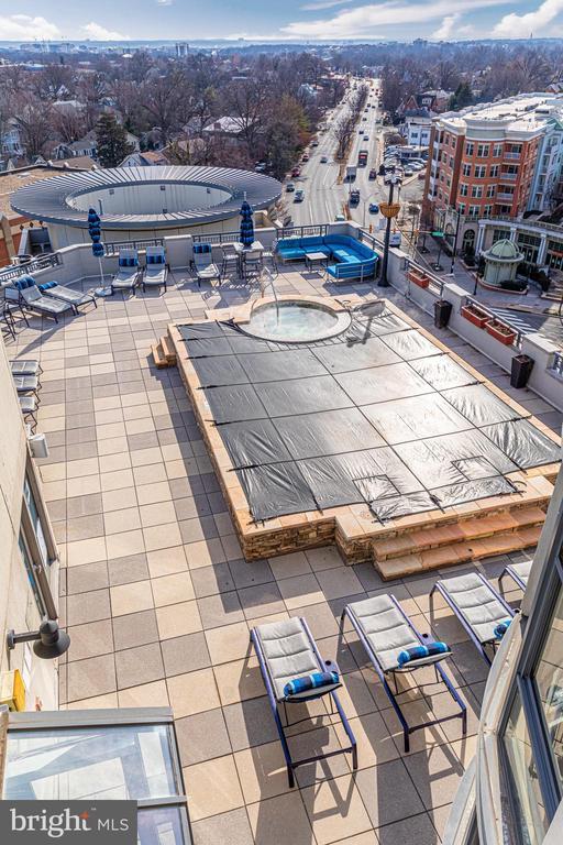 Building Photo - 1021 N Garfield St