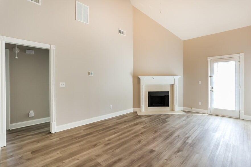 Building Photo - 139 Ivey Lake Pkwy
