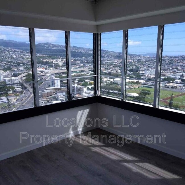 Building Photo - 2525 Date St