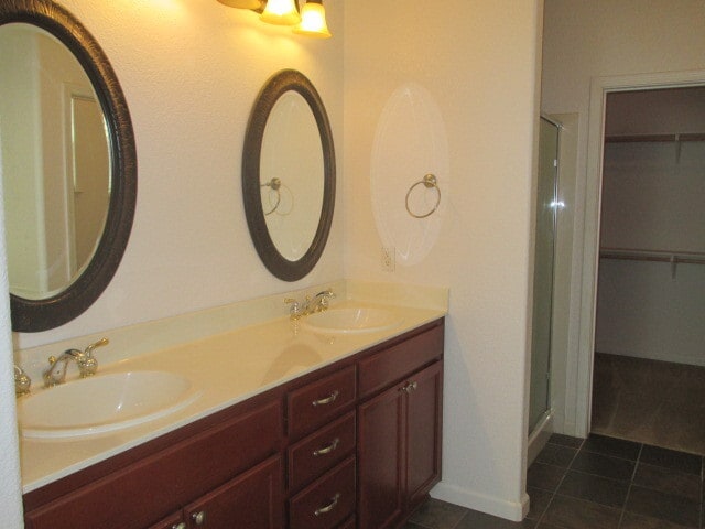 Building Photo - The Lakes!! 4BR 3B with loft. Granite Counters