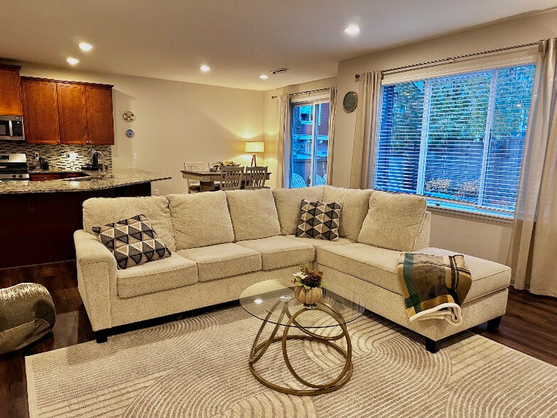 Building Photo - 1917 98th Ave SE