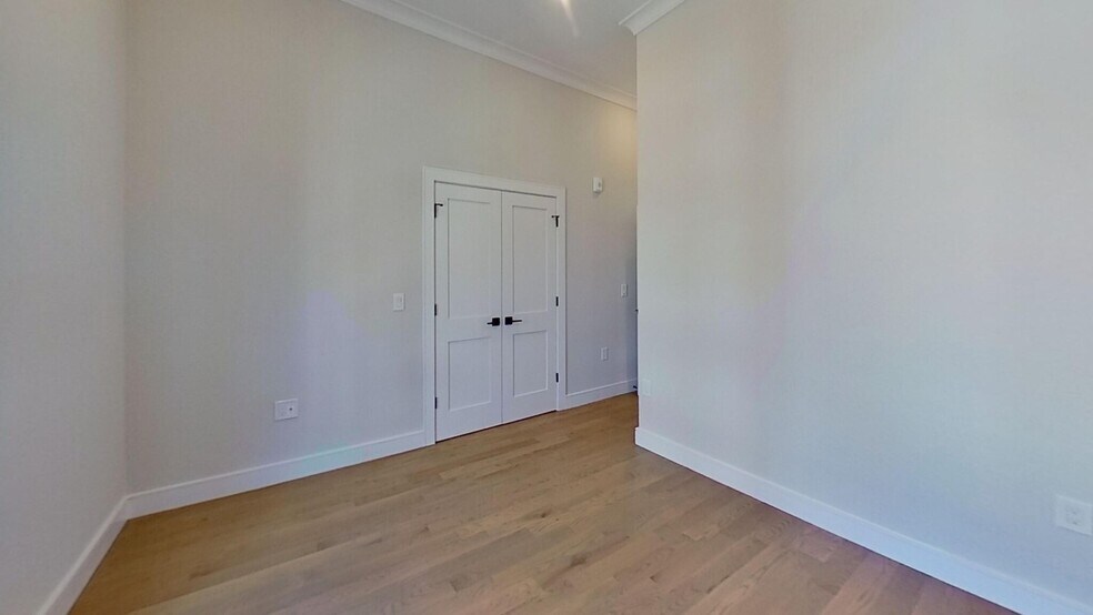 Building Photo - 16-18 Highgate St. Unit 303