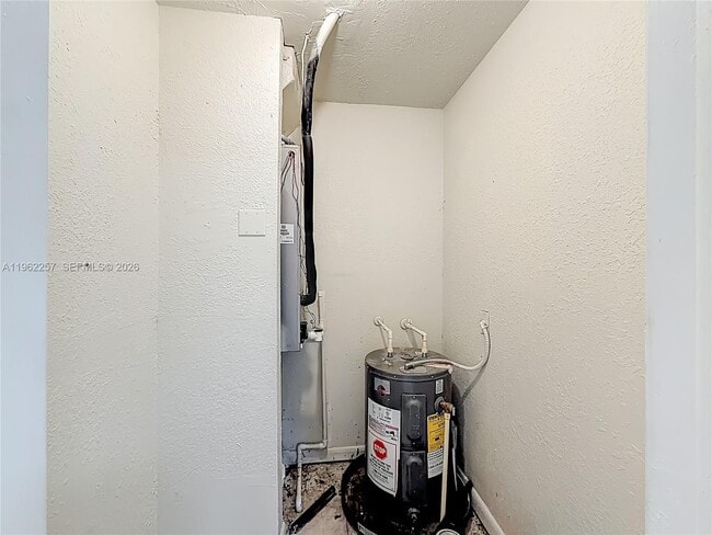 Building Photo - 2751 NW 58th Terrace