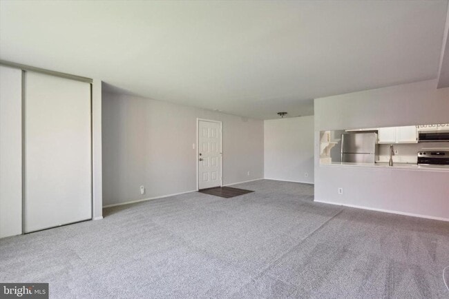 Building Photo - 2611B Auburn Ct