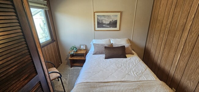 Building Photo - 7 Bert Rd