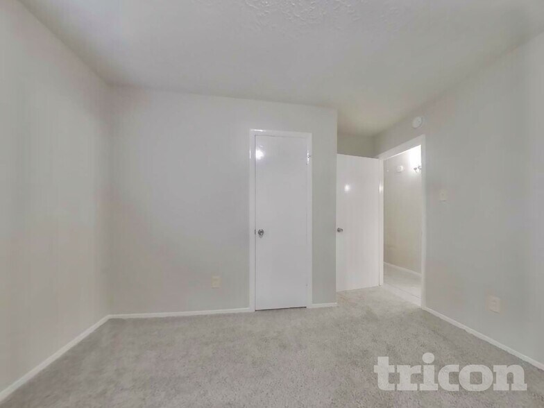 Building Photo - 4615 Tealgate Dr