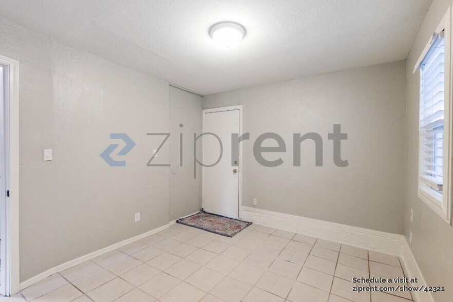 Building Photo - 517 13th St