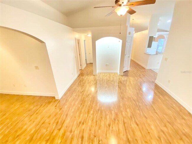 Building Photo - 4286 Shadow Creek Cir