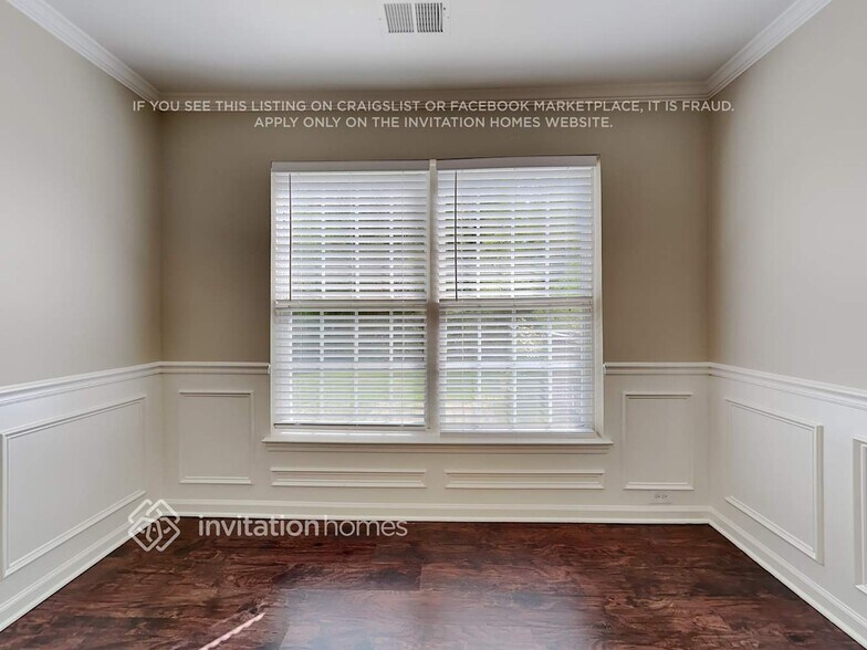 Building Photo - 7017 Long Run Ln