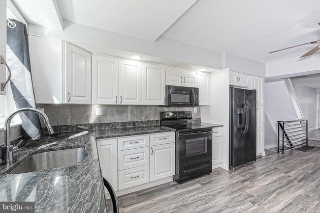 Building Photo - 1920 Fitzgerald St