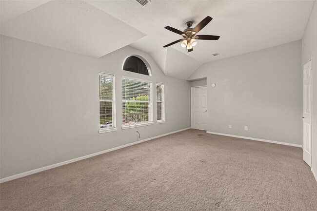 Building Photo - 24315 Tucker House Ln