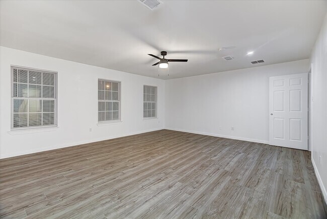 Building Photo - 3107 Rendezvous Ct