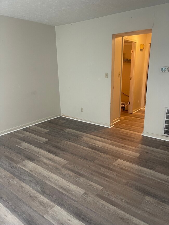 Building Photo - 6209 Tindal St