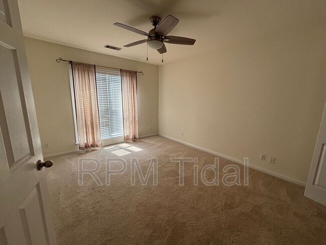 Building Photo - 924 Ironwood Dr