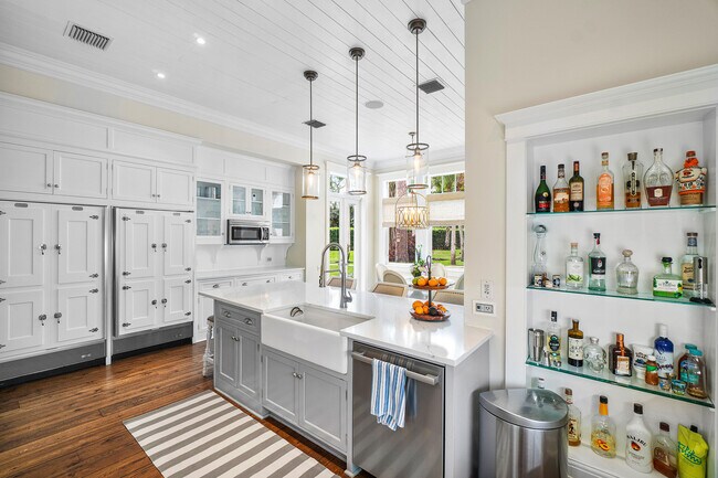 Building Photo - 16356 Bridlewood Cir